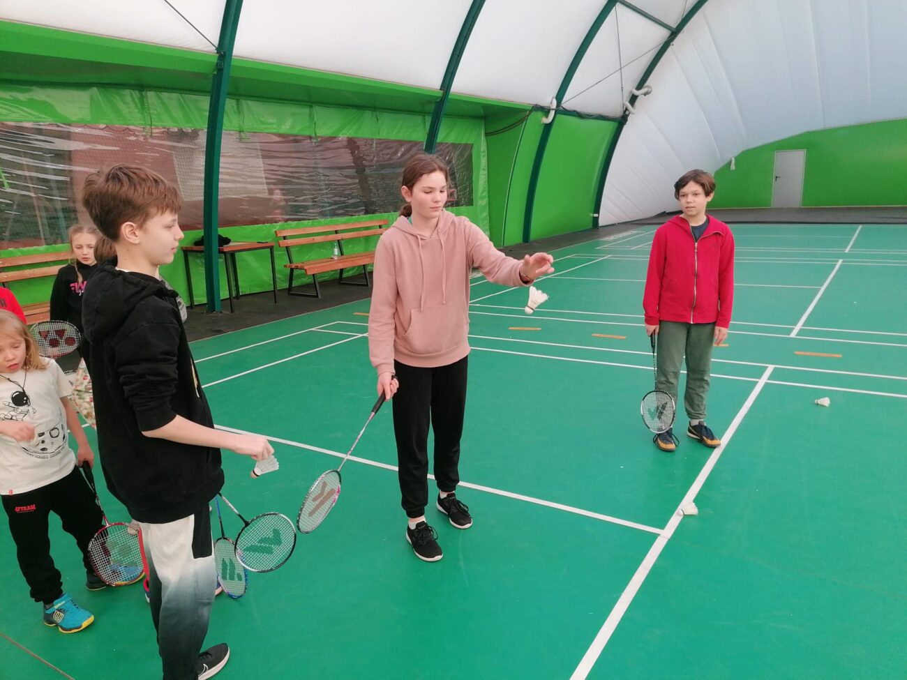 badmintona szkolka leszno korty boisko