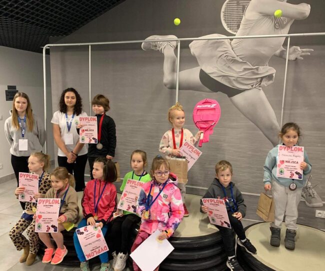 walentynkowy-tuenirj-tenis-dzieci-leszno-akwawithala